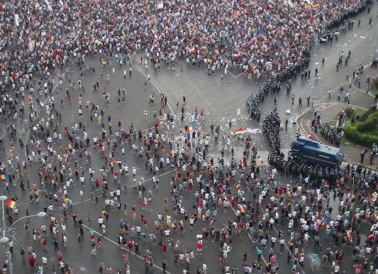 Achitări în dosarul protestului din 10 august 2018: șefii Jandarmeriei scapă de răspundere în cazul reprimării protestului
