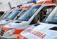 Ambulanță lovită de o mașină pe o stradă din Focșani. Acordați prioritate ambulanței în trafic, fiecare minut contează! IMG 20260410 WA0024