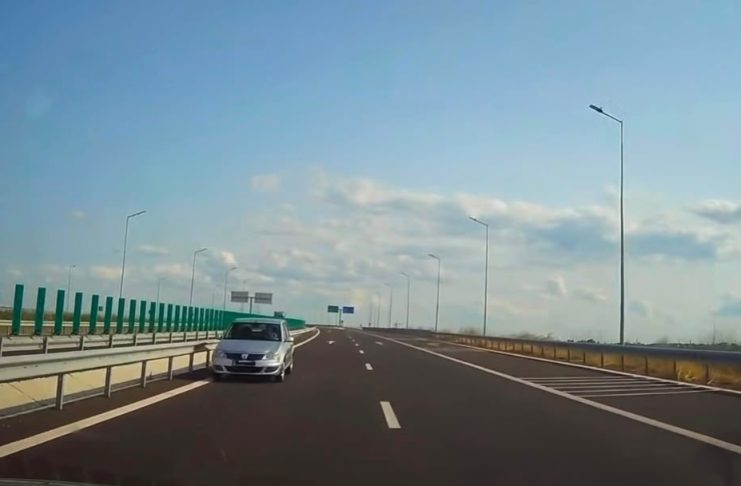Polițiștii l-au găsit pe șoferul care a circulat pe contrasens pe Autostrada Moldovei