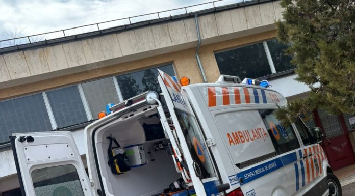 Misiune salvatoare: un bărbat în stop cardio-respirator a fost readus la viață