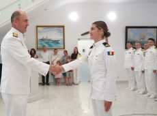 Adjudeanca Ana Maria Gafton a debutat în cariera de comandă a Forțelor Navale Române / Ea a absolvit Academia Navală a SUA 2 ana maria gafton 1