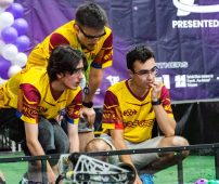 Echipa de robotică a Colegiului Național „Unirea” a câștigat competiția internațională FIRST Robotics Initiative de la Timișoara 2 brickbot 1