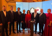 FOTO Delegație importantă a Crucii Roșii Vrancea, la Gala Aniversară – 150 de ani – a Crucii Roșii Române crucea rosie aniversare