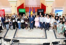 FOTO Excelența în educație, premiată în Vrancea: 41 de elevi din mediul rural, recompensați pentru performanțele obținute la Evaluarea Națională elevi rural premii 4