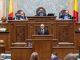 Parlamentul își îndeplinește misiunea atunci când transformă dialogul în soluții pentru cetățeni PAAAAA1BMVEWurq51dlI4AAAAAXRSTlMmkutdmwAAAA5JREFUKM9jGAWjYJABAAKUAAHoEAeuAAAAAElFTkSuQmCC