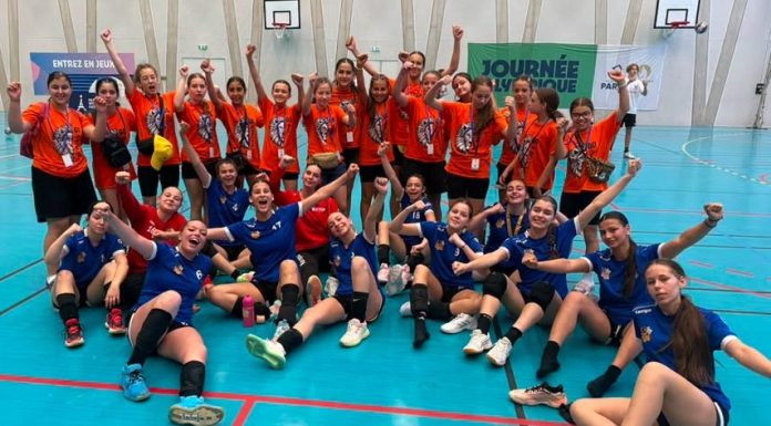 Echipele ALH Dinamic Focșani, în semifinale la un turneu internațional de handbal, desfășurat la Paris