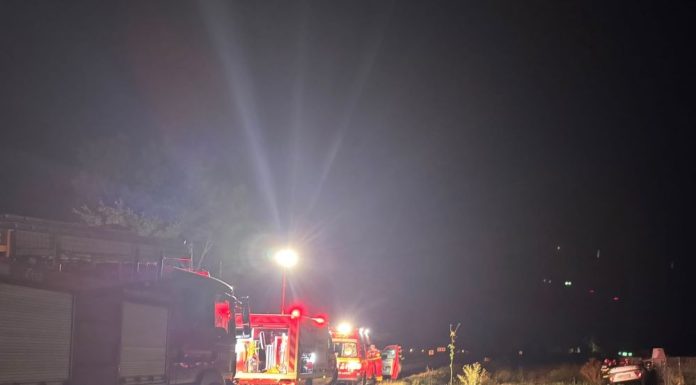Mașină răsturnată pe Șoseaua Vrancei