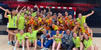 Micile handbaliste de la ALH Dinamic Focșani, vicecampioane la un turneu internațional desfășurat la Paris