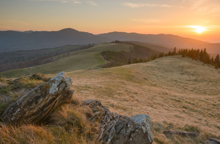Meteo: vreme capricioasă în această săptămână / Din weekend se încălzește mai mult