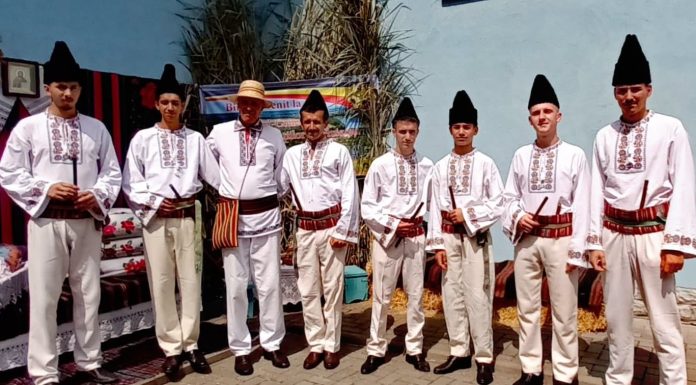Marele Premiu pentru Formația de fluierași „Păltineanca” din Paltin, la Festivalul „Nistrule cu apă lină” din Republica Moldova