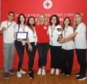 FOTO Echipajul Liceului Slavici din Panciu, campion național la concursul ”Sanitarii pricepuți” 4 panciu sanitarii priceputi 1