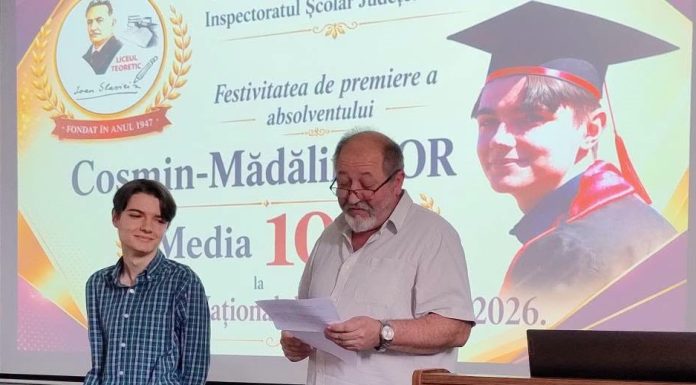 FOTO Elevul de 10 de la bacalaureat, premiat de Liceul Teoretic ”Ioan Slavici” din Panciu