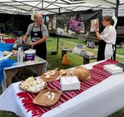 FOTO Premiu național pentru Gastro Local ”Căprițele lui Robert” din Răcoasa 2 premiu capritele lui robert 2