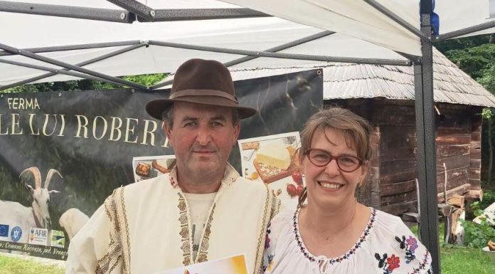 FOTO Premiu național pentru Gastro Local ”Căprițele lui Robert” din Răcoasa