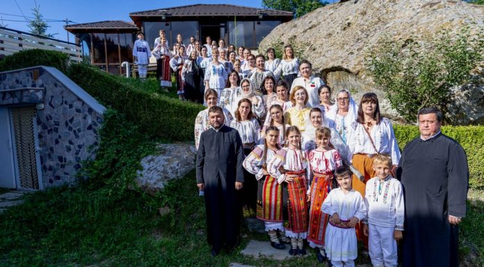 FOTO Ateliere tradiționale și tinere premiate în Parohia Neculele