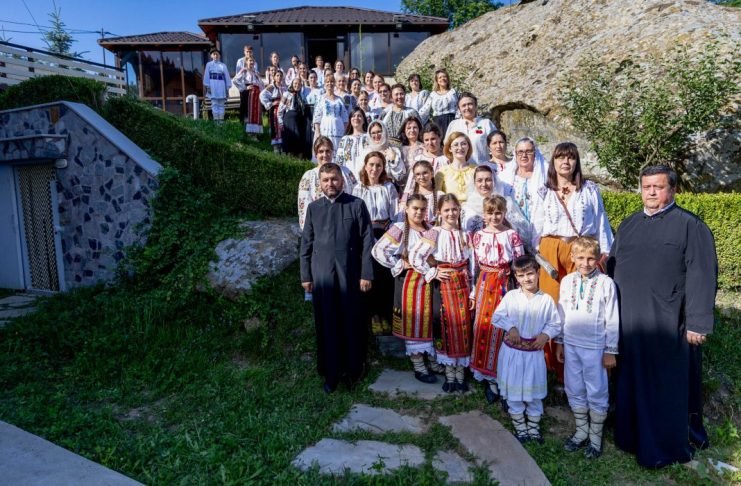 FOTO Ateliere tradiționale și tinere premiate în Parohia Neculele