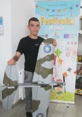 FOTO Culoare, bucurie și pasiune pentru zbor la Festivalul Zmeielor de la Mărășești 2 zmeie 2