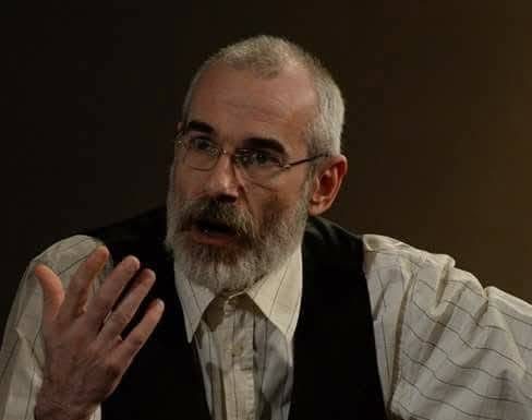 Noul director artistic al Teatrului Focșani își prezintă planul pentru revitalizarea activității cultural-artistice