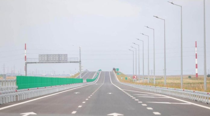 VIDEO Luni se va putea circula pe autostradă până la Bacău