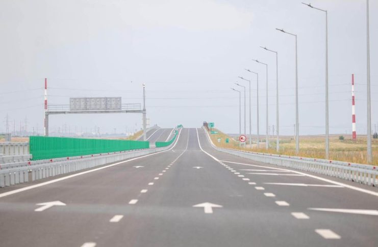 VIDEO Luni se va putea circula pe autostradă până la Bacău