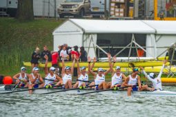 Canotorii români scriu istorie: record mondial la 8+1 feminin, două sportive cu 3 medalii de aur la același campionat mondial 3 canotaj 81 mixt
