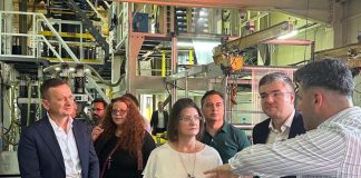 Ministrul Economiei, Irineu Darău, a vizitat două firme importante din Vrancea