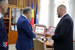 FOTO Primul pas pentru un acord de cooperare între județul Vrancea și regiunea Cernăuți din Ucraina 3 halici oficial cernauti 2