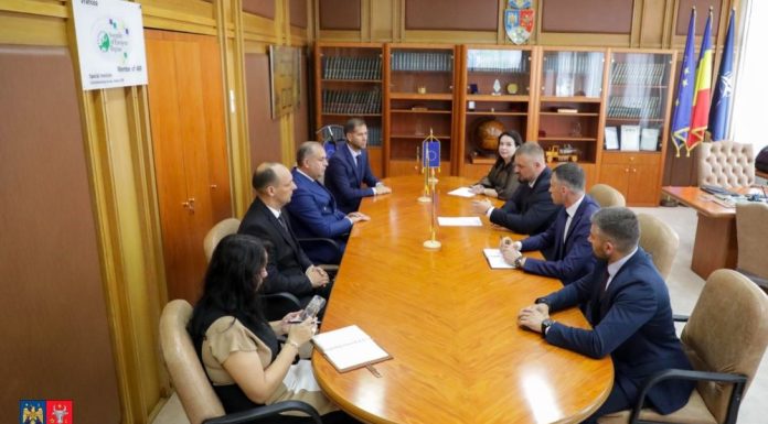 FOTO Primul pas pentru un acord de cooperare între județul Vrancea și regiunea Cernăuți din Ucraina