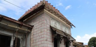FOTO Avansează lucrările de consolidare și restaurare la Sala de Lectură a Bibliotecii Județene