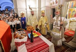 FOTO Slujbă de hram la capela Mausoleului Mărășești, oficiată de ÎPS Ciprian 2 mausoleu marasesti ciprian 1