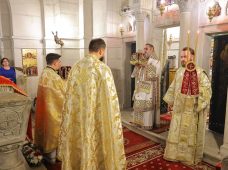 FOTO Slujbă de hram la capela Mausoleului Mărășești, oficiată de ÎPS Ciprian 3 mausoleu marasesti ciprian 2
