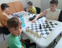 Competiția de șah ”Mărășești, Mărăști, Oituz – 1917”, în memoria ostașilor români eroi din Primul Război Mondial 2 sah copii 2