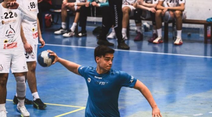 Tânăr handbalist din Focșani, transferat la un club important din țară
