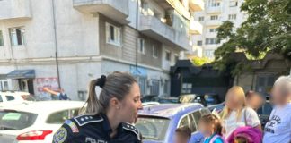 FOTO Polițiștii și jandarmii, mai aproape de elevi și părinți pentru un an școlar în siguranță,