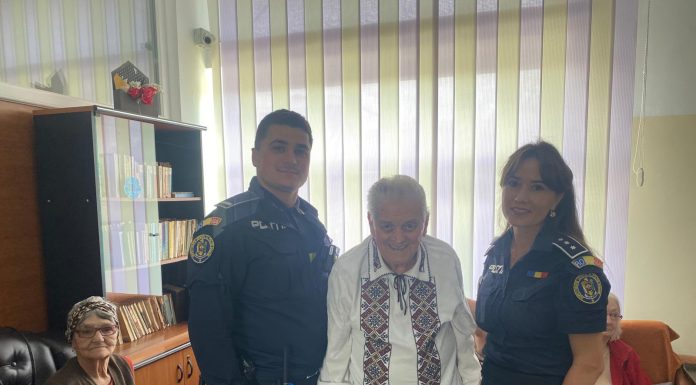 Polițiștii au purtat discuții cu seniorii în cadrul campaniei dedicate prevenirii victimizării persoanelor vârstnice.