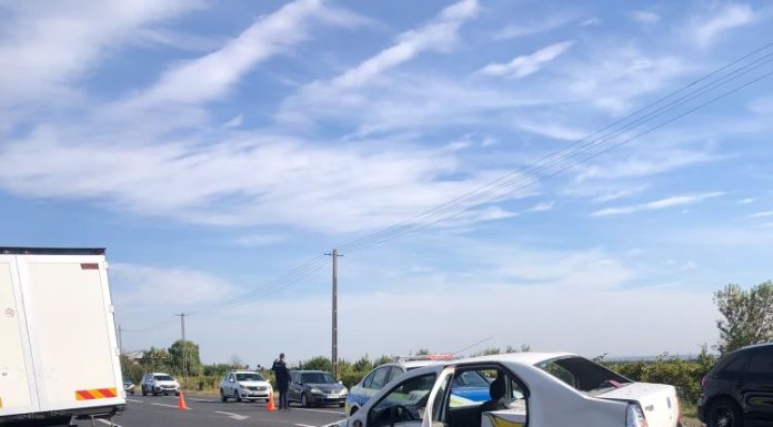 Șofer de peste 80 de ani, rănit într-un accident la ieșirea din Urechești