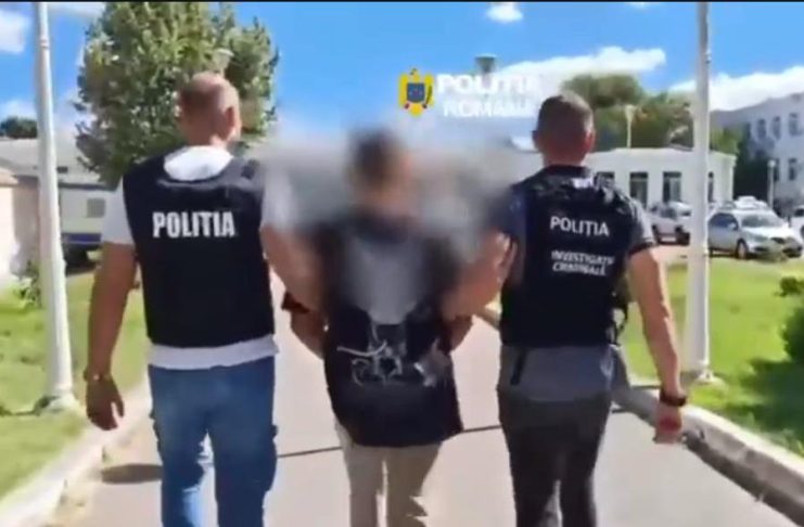 VIDEO Patru români reținuți pentru că ar fi ucis un conațional în Danemarca / Au aruncat victima în râu, legată de o baterie auto