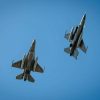 avion militar