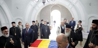 FOTO Credință, speranță și fapte bune: Vrancea, sub binecuvântarea Sfintei Cruci