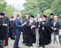 FOTO Credință, speranță și fapte bune: Vrancea, sub binecuvântarea Sfintei Cruci 1 clerici halici soveja 2