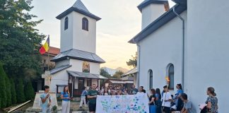 FOTO Tabără educativă, catehetică și recreativă în Parohia vrânceană Coza / Au participat și tineri din structurile DGASPC