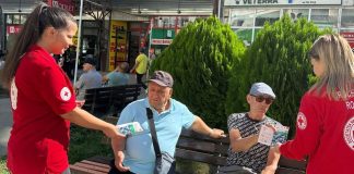 FOTO Crucea Roșie Vrancea, acțiune de informare: ”Nicio familie să nu rămână dezbinată!”