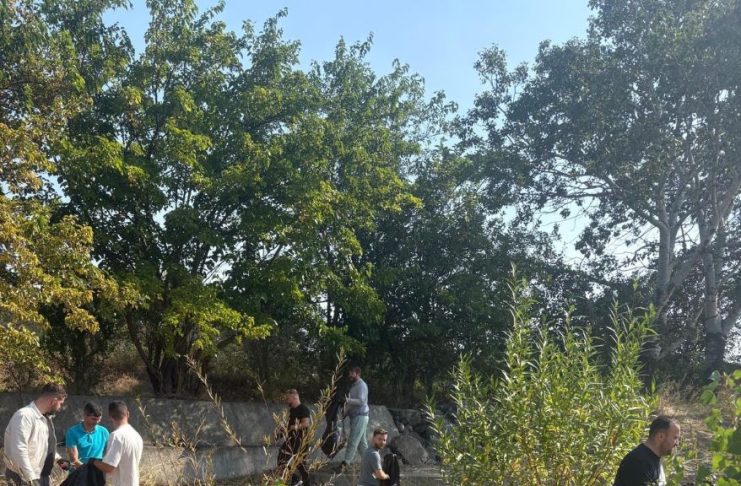 FOTO Polițiștii vrânceni au participat la acțiunile de ecologizare de astăzi