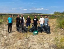 FOTO Polițiștii vrânceni au participat la acțiunile de ecologizare de astăzi 3 ecologizare politisti 3