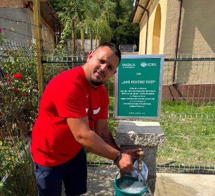 FOTO „Apă pentru toți” continuă în Vrancea. Peste 600 de locuitori din Biceștii de Jos beneficiază de azi de o nouă sursă de apă