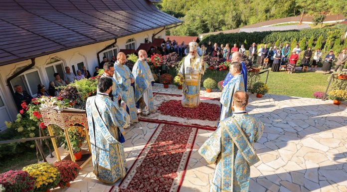 FOTO Sărbătoarea hramului la Mănăstirea Recea