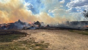 ULTIMA ORĂ Incendiu la o fermă din comuna Măicănești 2 incendiu ferma