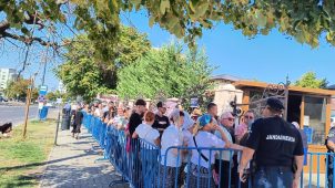 FOTO Manifestări religioase desfășurate în siguranță, în weekend / Urmează manifestările de la Mănăstirea Brazi 1 jandarmi catedrala 1