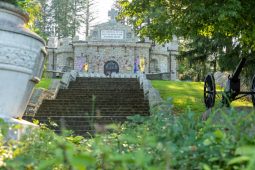 FOTO Soveja intră într-o nouă etapă de dezvoltare. Investiții de peste 30 de milioane de lei pentru turism și infrastructură 3 mausoleu soveja