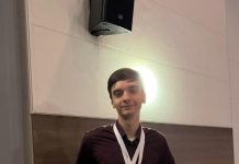 FOTO Uniristul Mihai Șurubaru, cel mai bun component al lotului României de la Olimpiada Internațională de Limba Engleză mihai surubaru 1